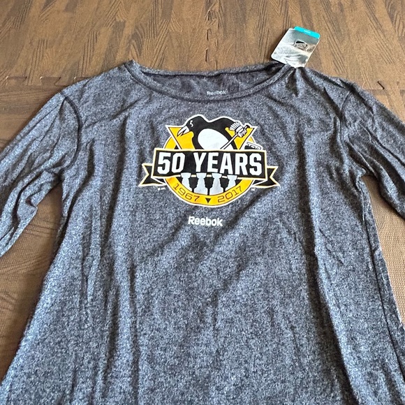 NWT | NHL Reebok | Pittsburgh Penguins Long Sleeve | Heather Gray |  Small - Picture 3 of 12